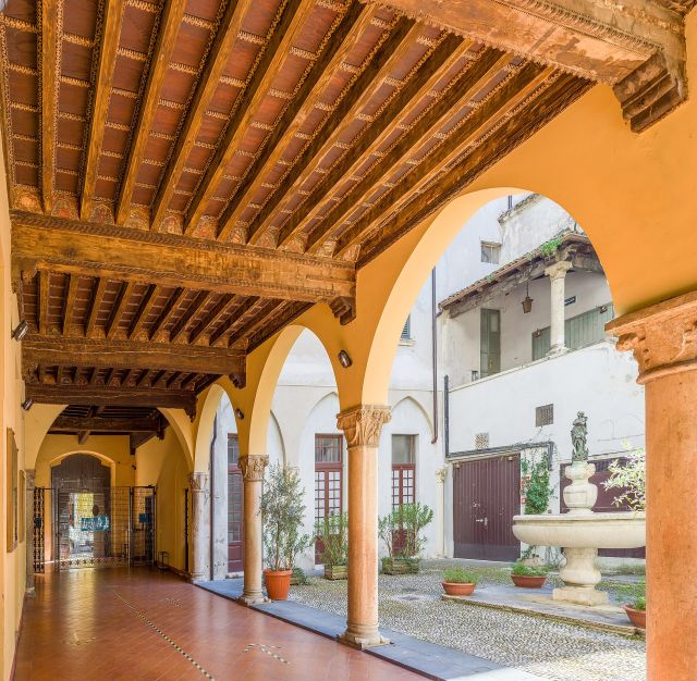 Castles & Palaces - Palazzo Colleoni alla Pace: Brescia's fifteenth-century architectural treasure