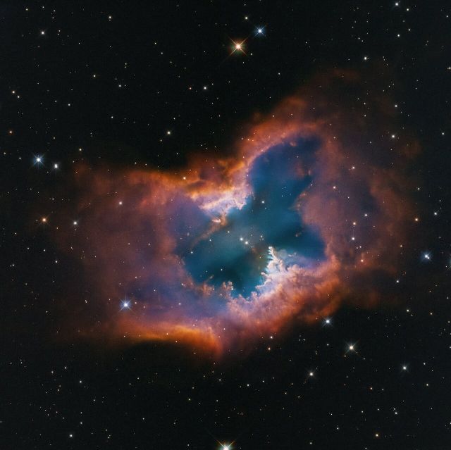 Space - NGC 2899: A glowing moth-like stellar remnant