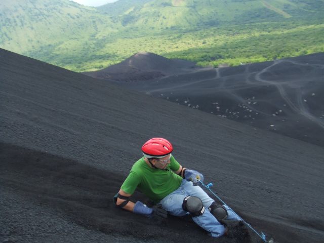 Planet Earth - Volcano boarding: Surfing down active slopes on a board