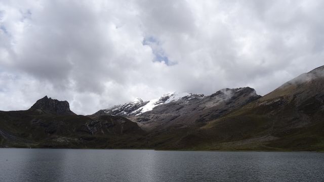 Planet Earth - Raura: Peru's rugged Andean range of glaciers and lakes