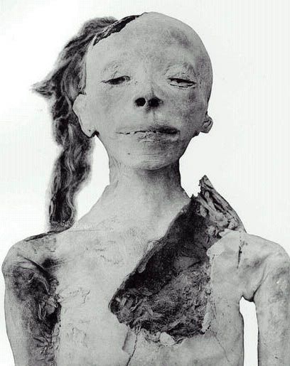 Egyptology - Webensenu: the forgotten child prince of KV35