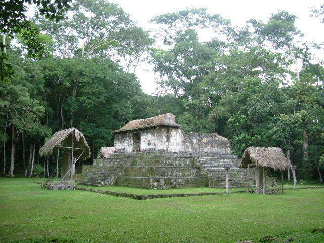 Maya, Aztecs & Incas - Seibal: the Maya city that outlasted the collapse