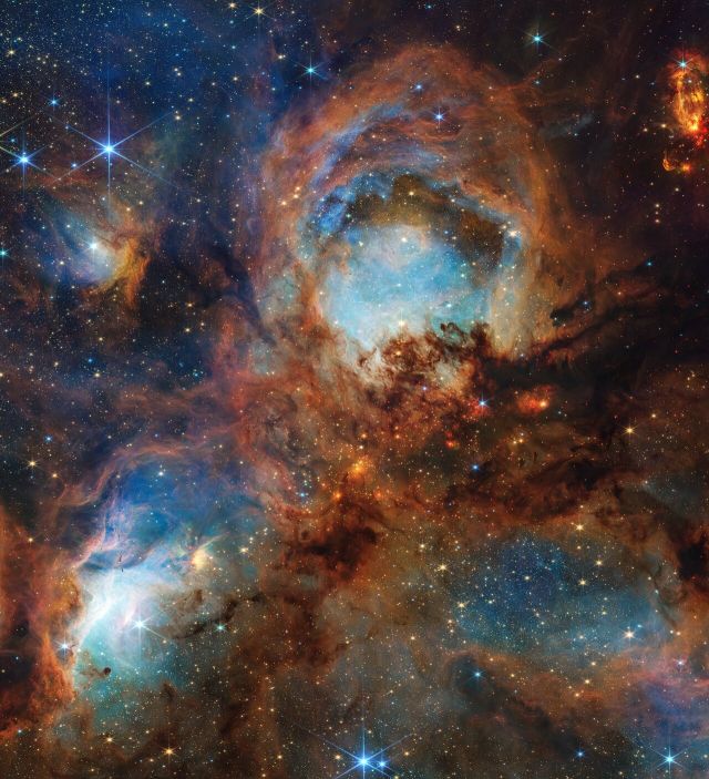Space - Cat’s Paw Nebula: Webb scratches stellar nursery